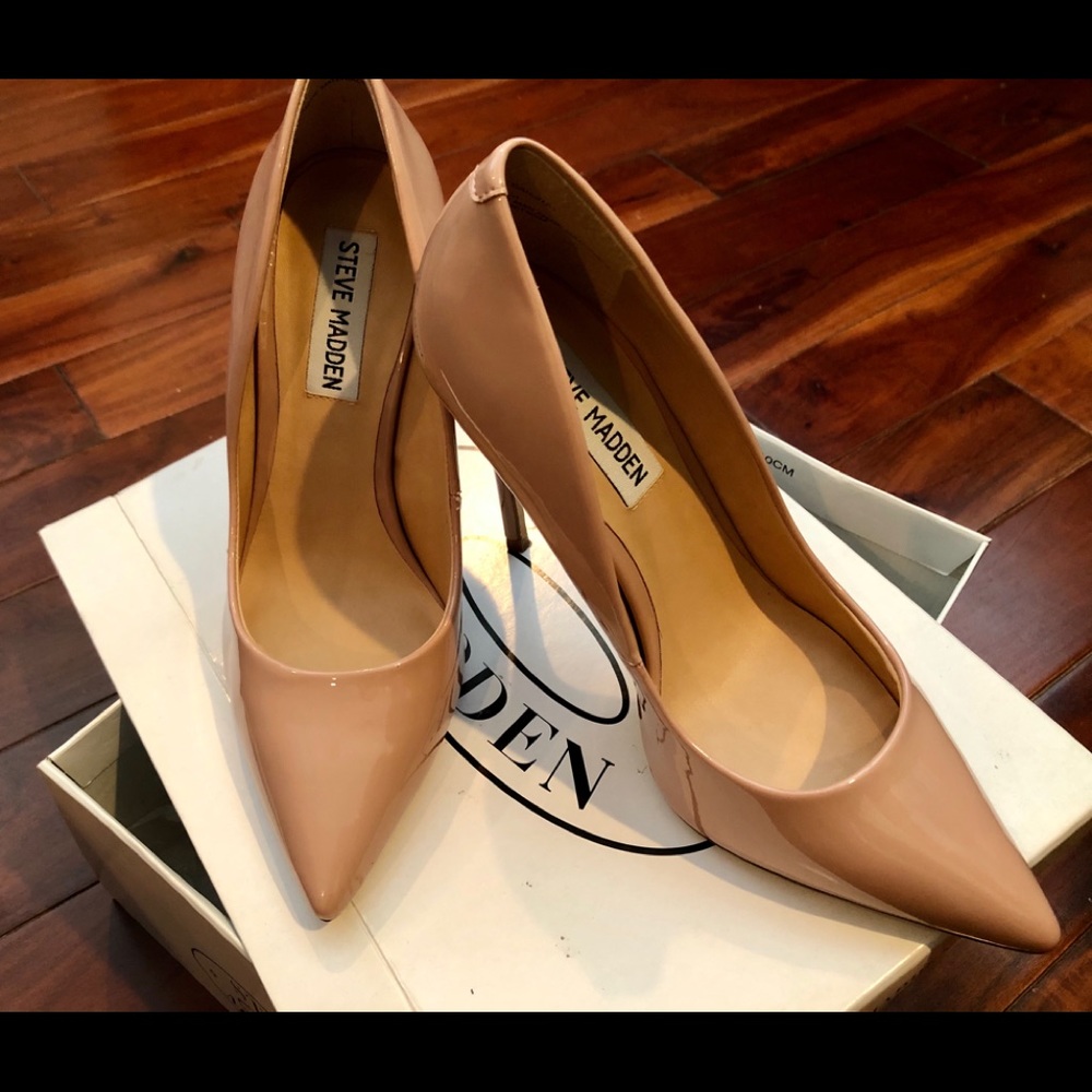 Steve Madden Daisie Pumps